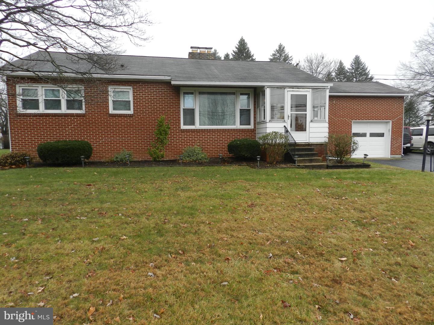 516 E Winding Hill Road, Mechanicsburg