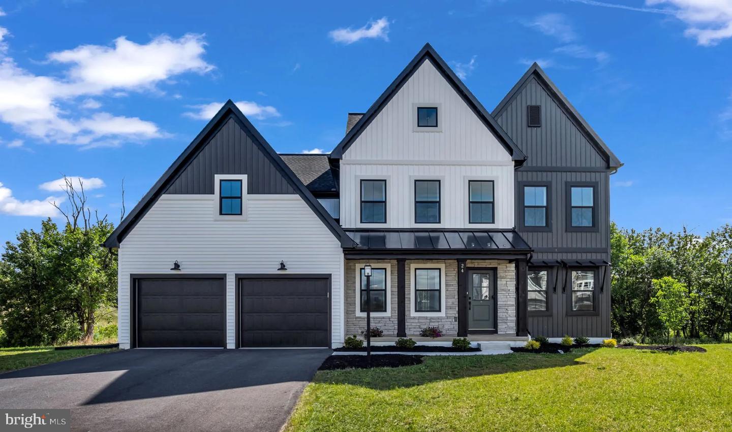 24 Country Side Drive, Carlisle