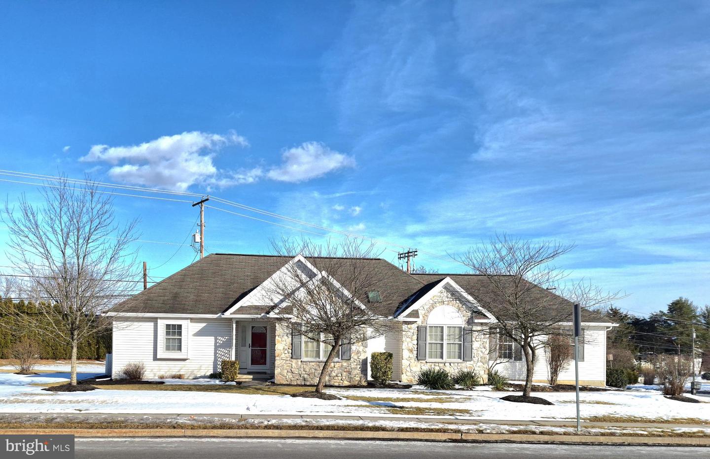 801 W Shady Lane, Enola
