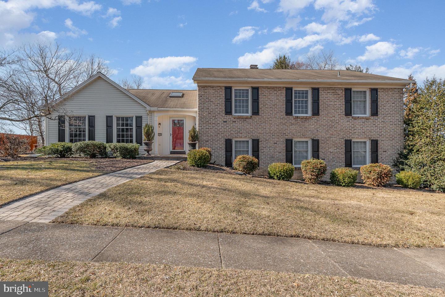 474 Woodcrest Drive, Mechanicsburg