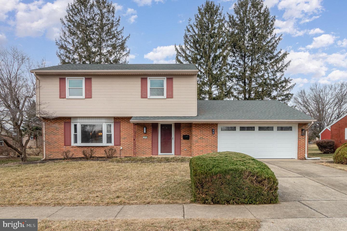 325 Belaire Drive, Camp Hill