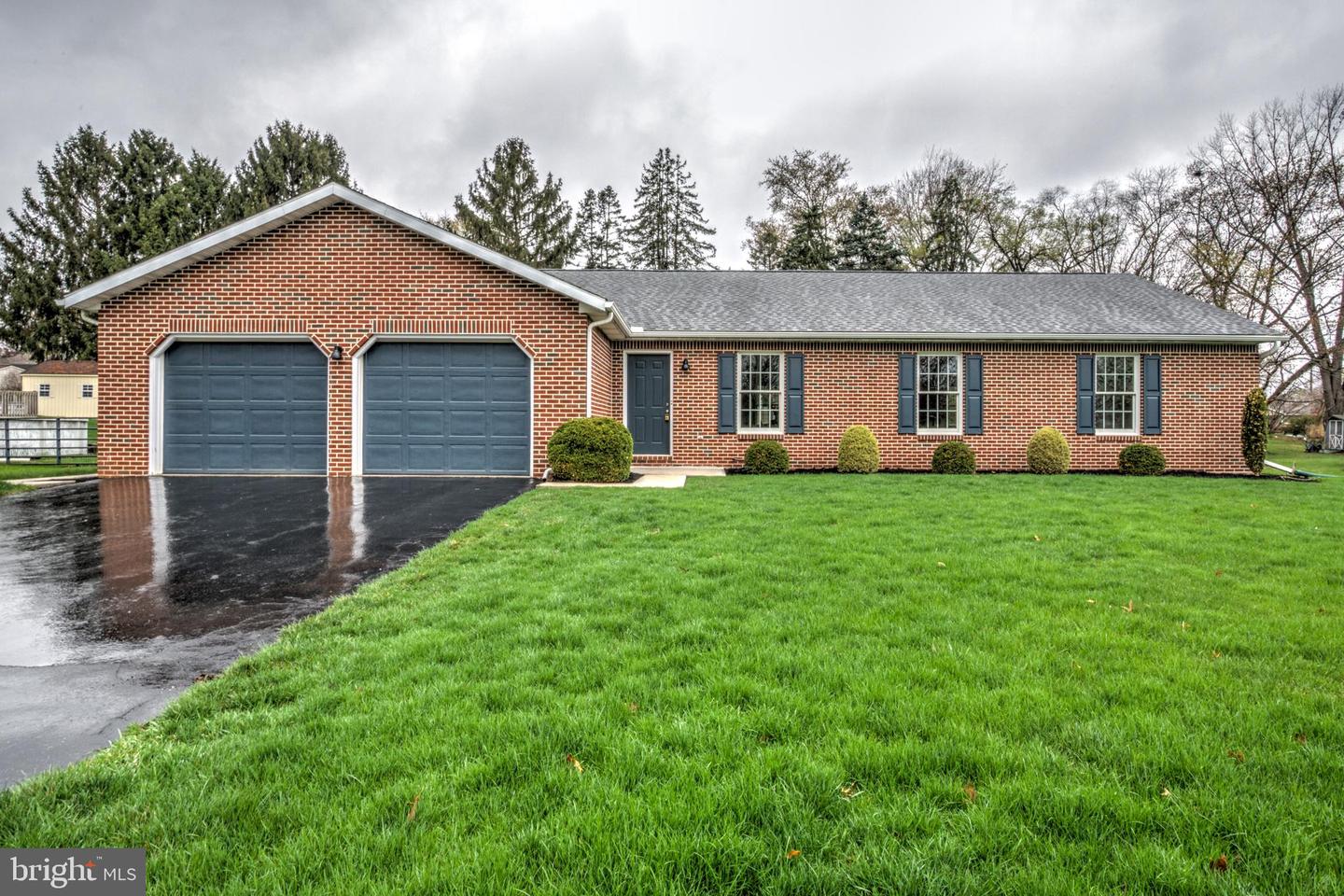 520 Boxwood Lane, Carlisle