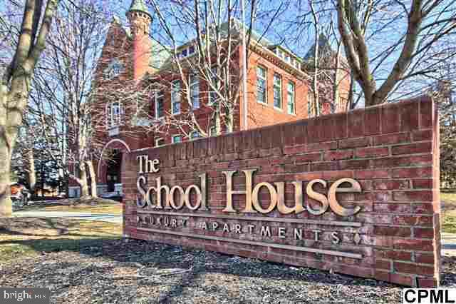 133 W Locust Street #c-06, Mechanicsburg