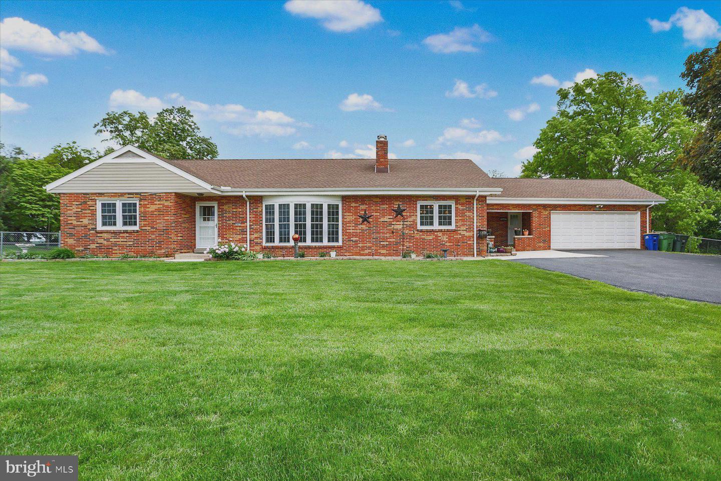 2801 Lisburn Road, Camp Hill