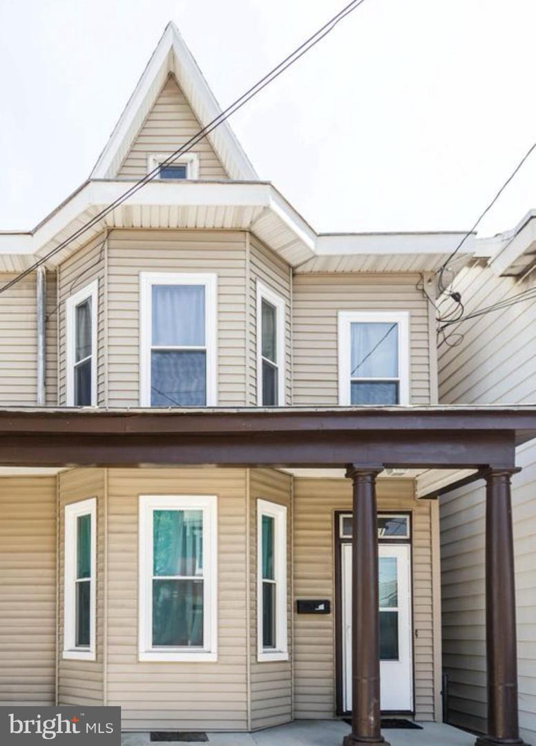 421 N Hanover Street, Carlisle