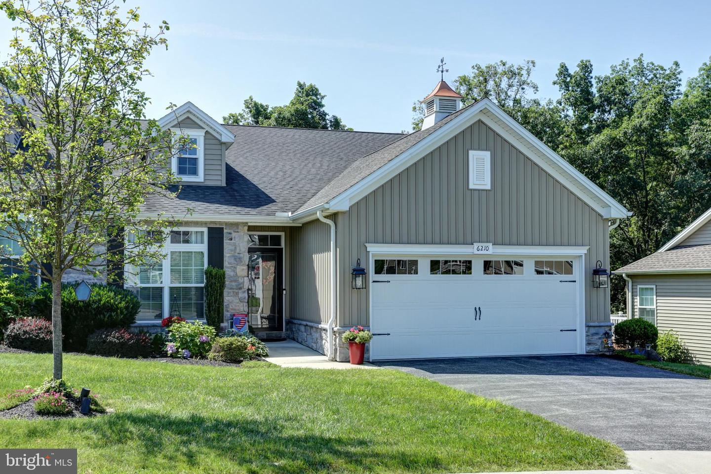 6210 Thornhill Lane, Mechanicsburg