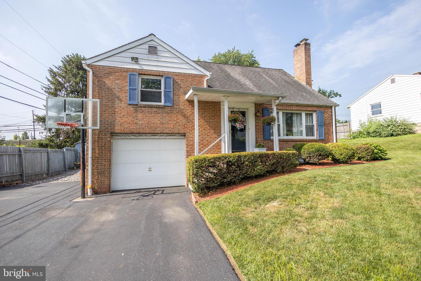 5003 Mcdonald Drive, Mechanicsburg
