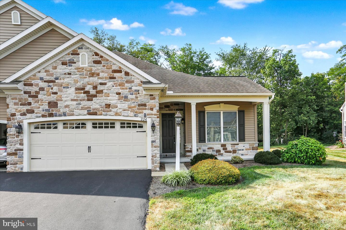 226 Carmella Drive, Mechanicsburg