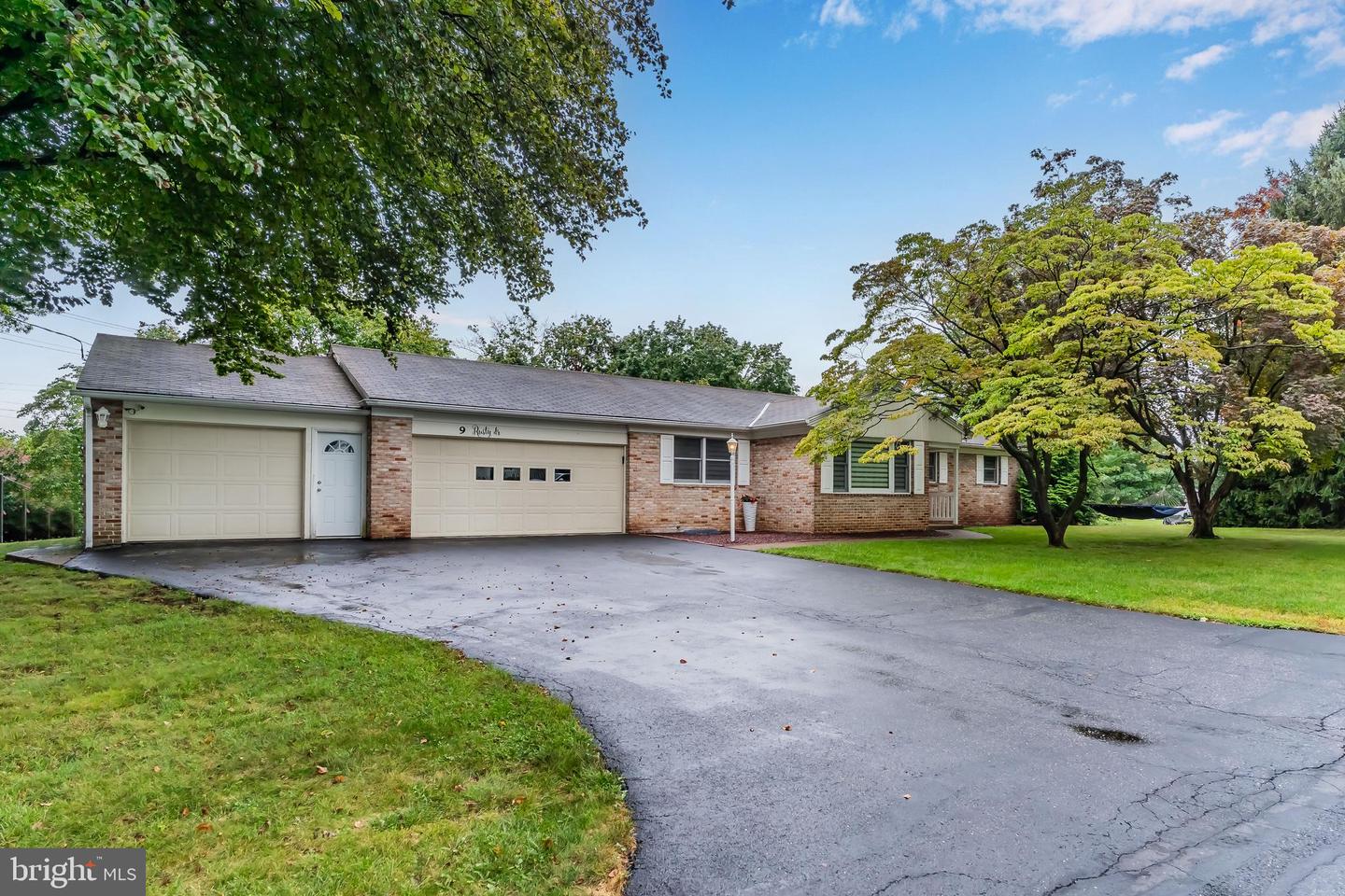9 Rusty Drive, Mechanicsburg