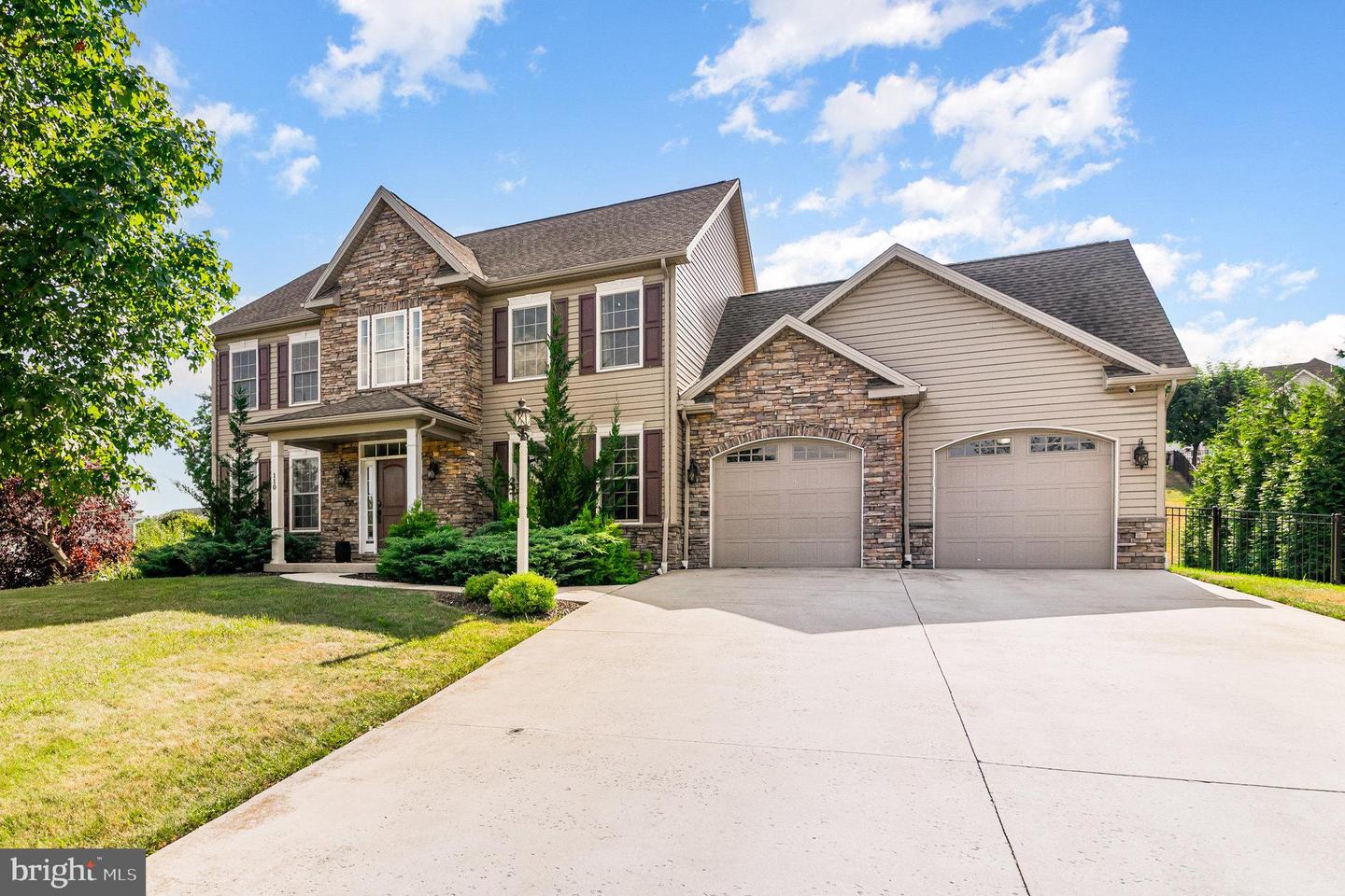 110 Balfour Drive, Mechanicsburg