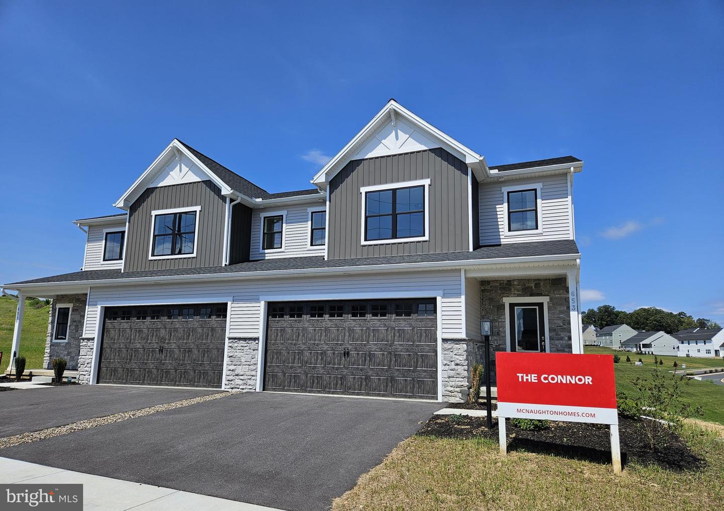 653 Brittany Drive, Mechanicsburg