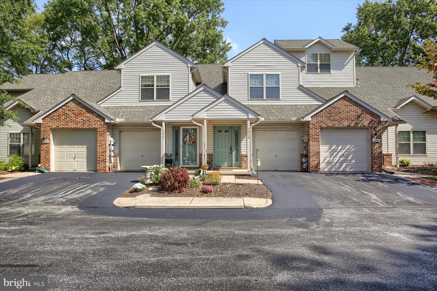 5218 Cobblestone Drive, Mechanicsburg
