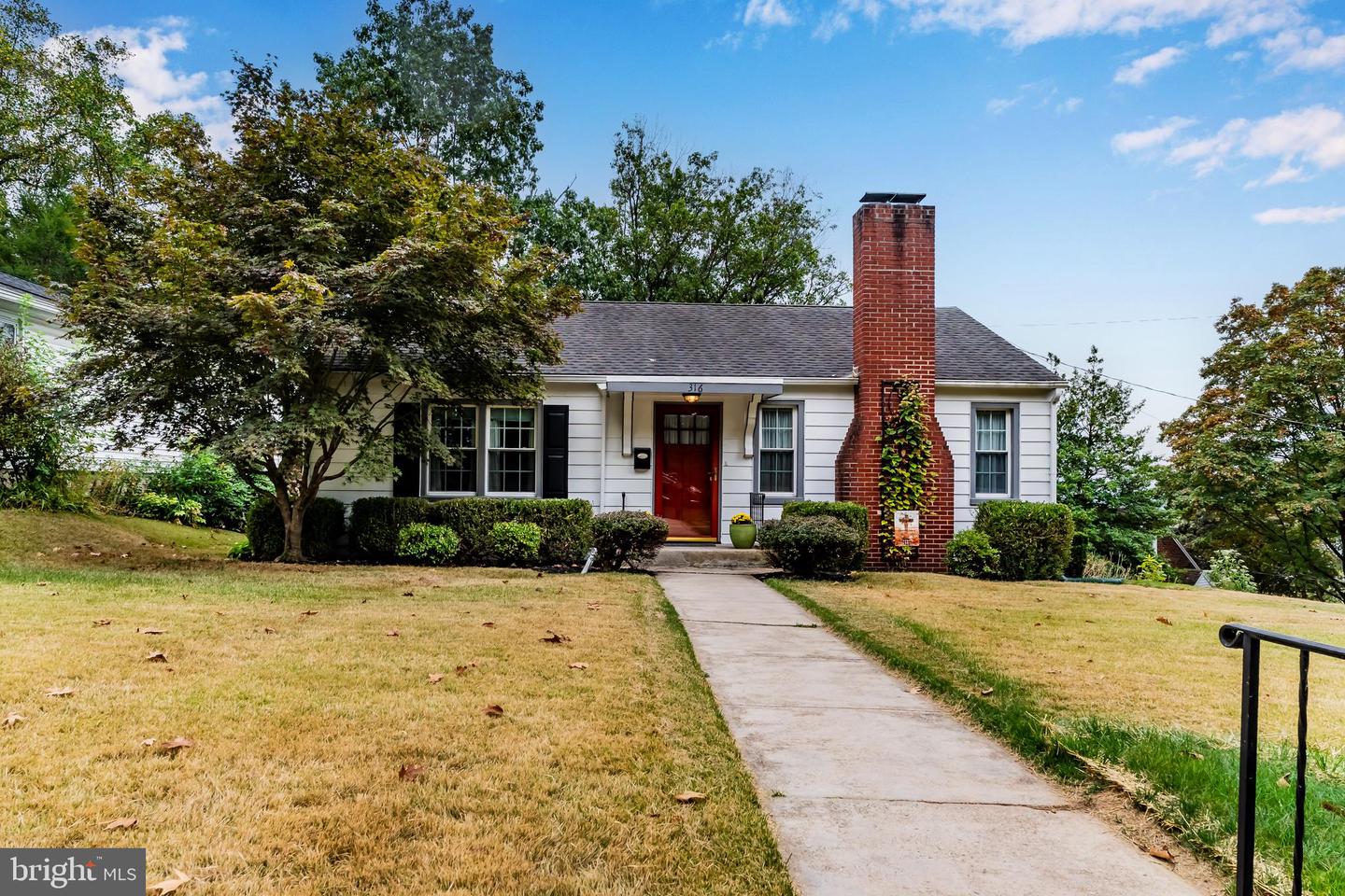 316 Old Fort Road, Lemoyne