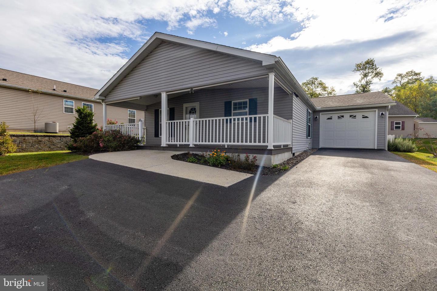 48 Michael Court, Shippensburg