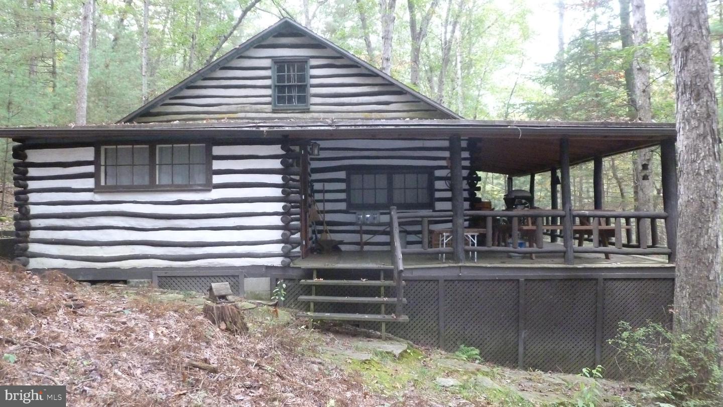 138 Old Railroad Bed Road, Gardners