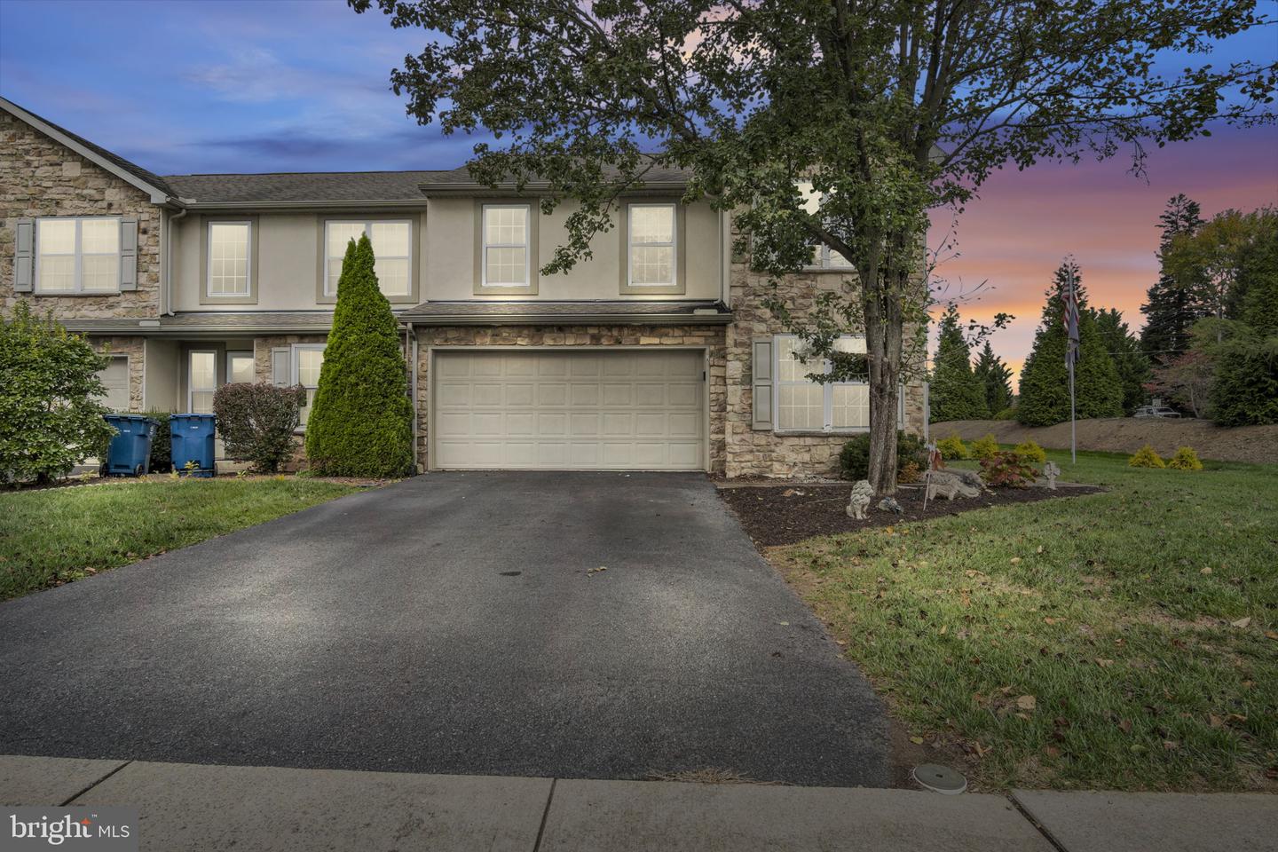 2 Round Ridge Road, Mechanicsburg