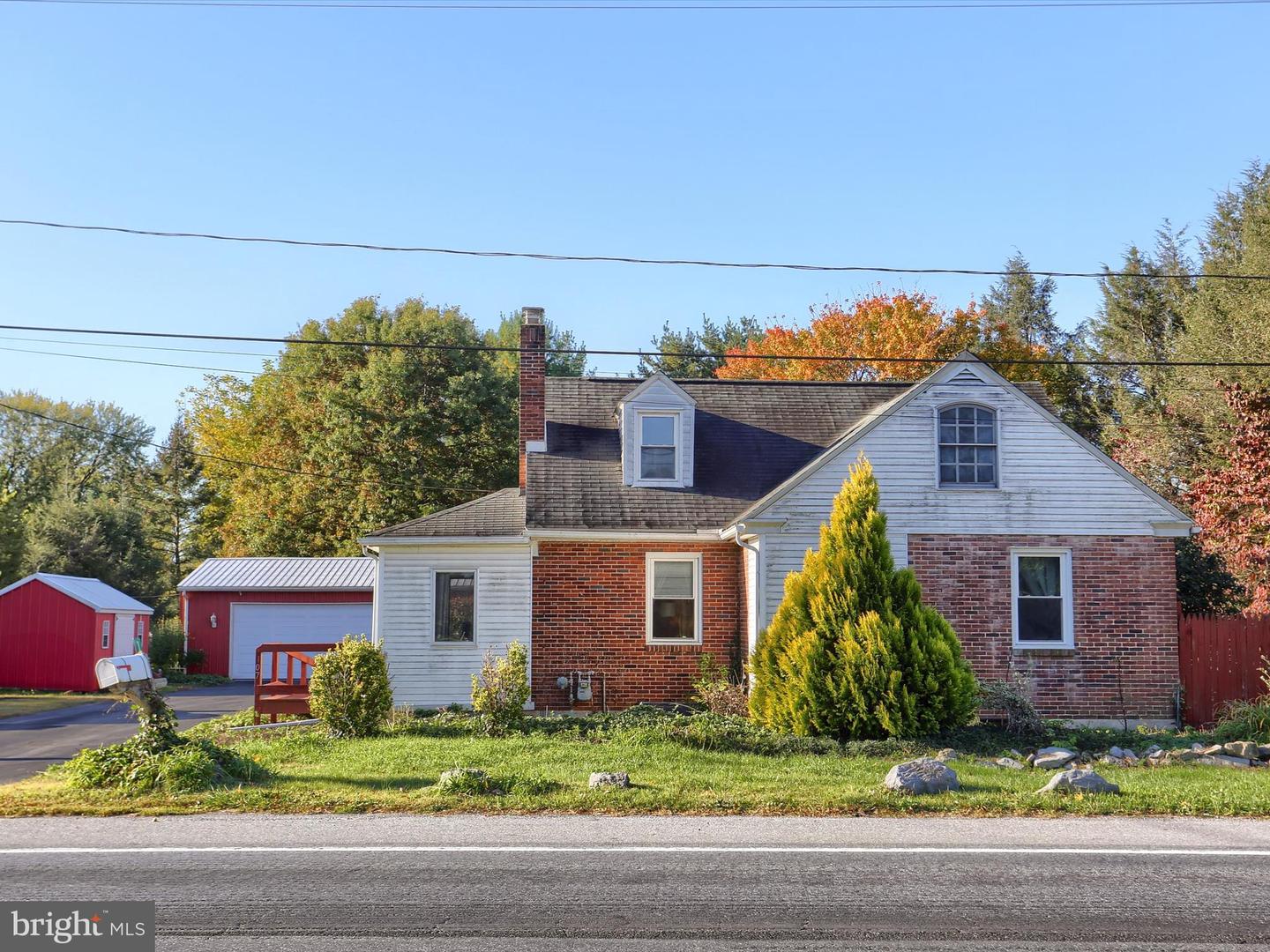 107 Hogestown Road, Mechanicsburg