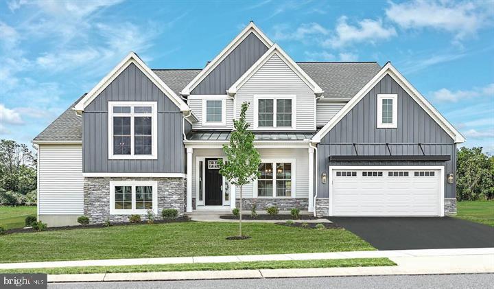 2094 N Autumn Chase Drive, Mechanicsburg