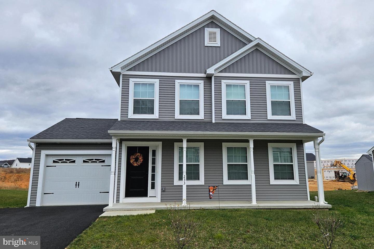 233 Woodridge Drive, Shippensburg