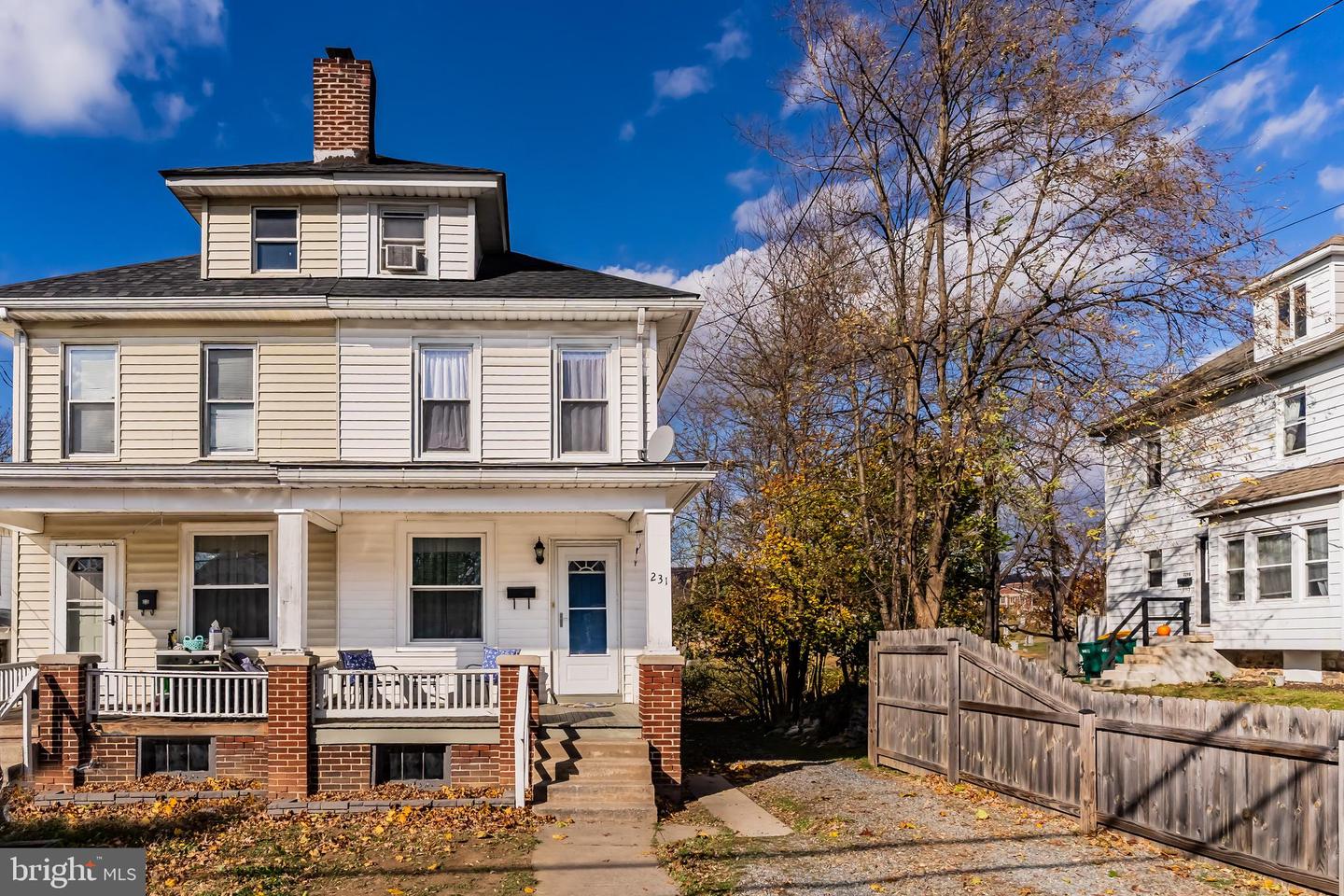 231 W Dauphin Street, Enola