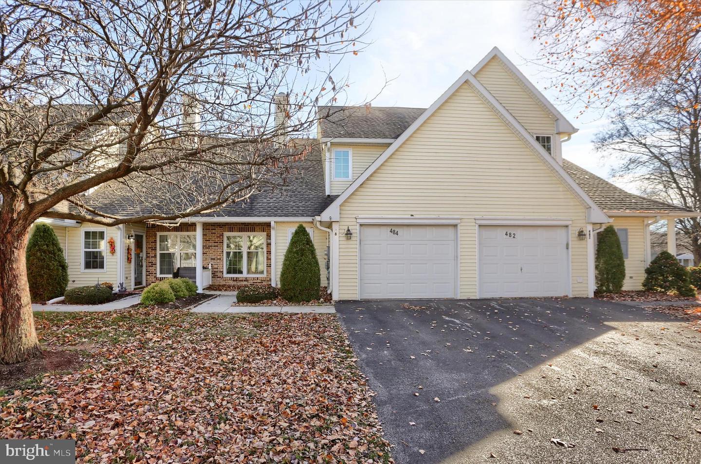484 Brighton Place, Mechanicsburg