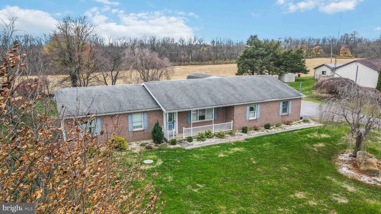 1712 Newville Road, Carlisle