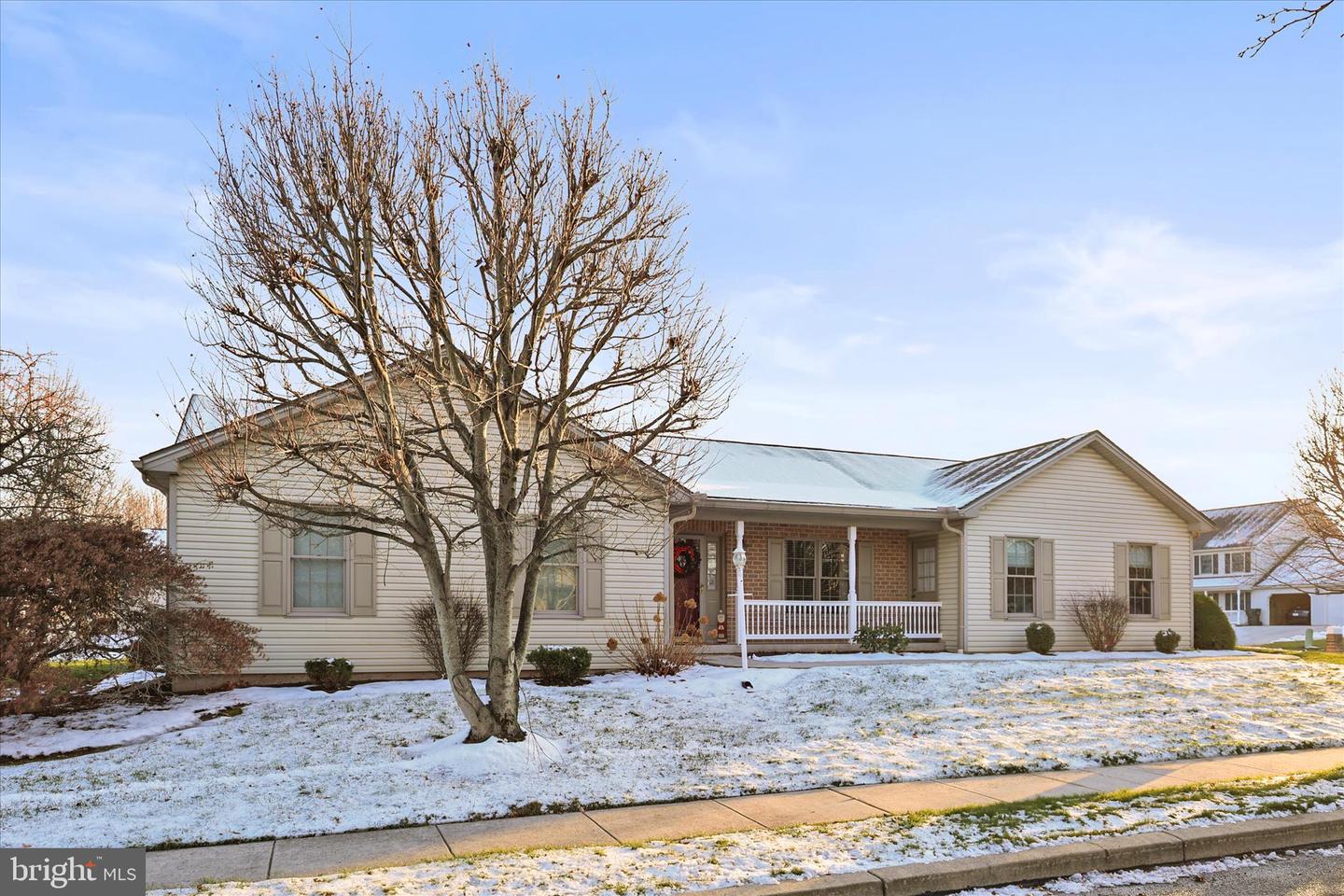 27 Kower Ct, Mechanicsburg