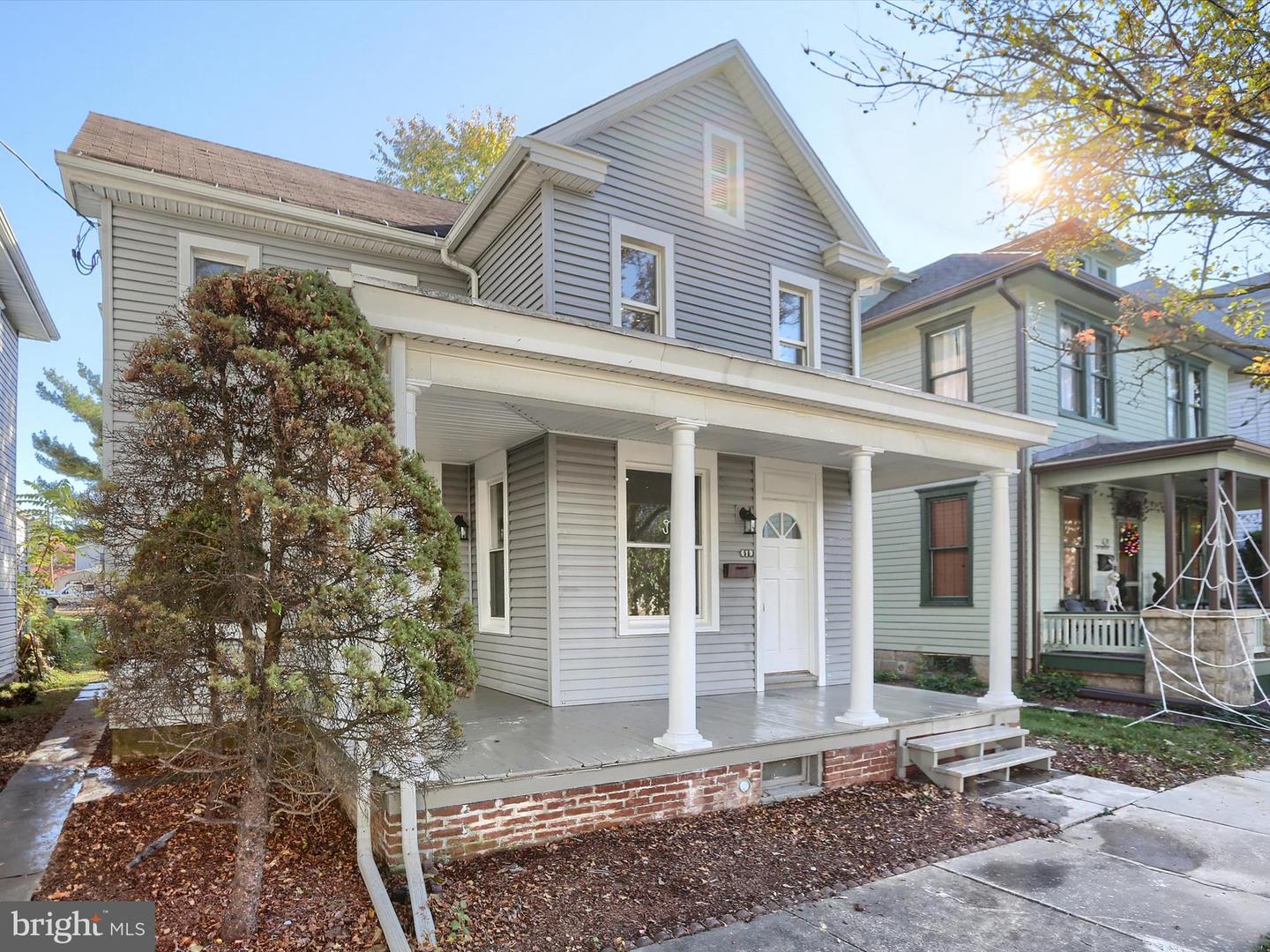 419 W Simpson Street, Mechanicsburg