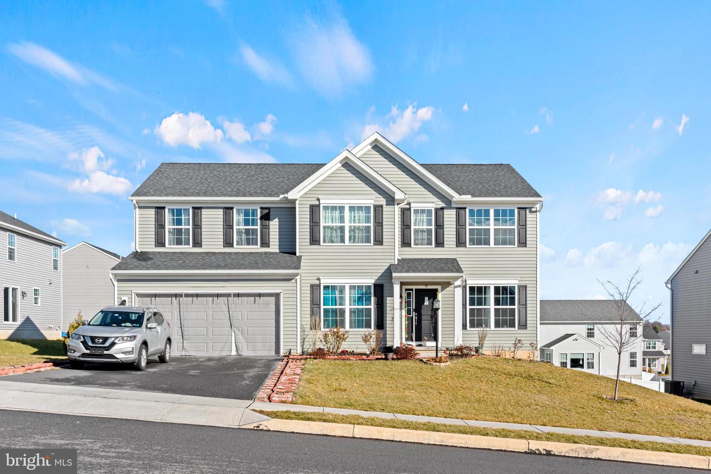 911 Ashfield Drive