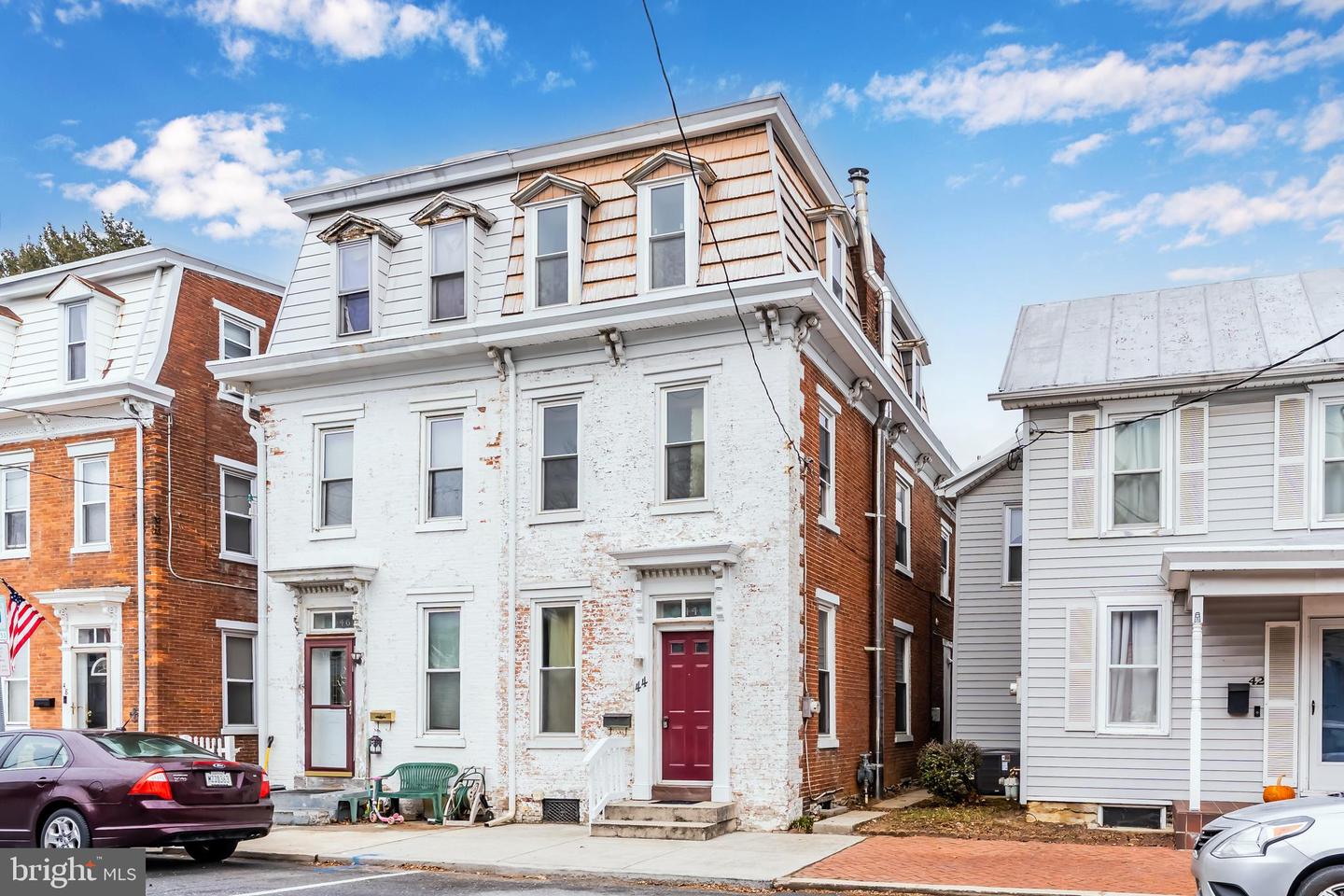 44 W Keller Street, Mechanicsburg