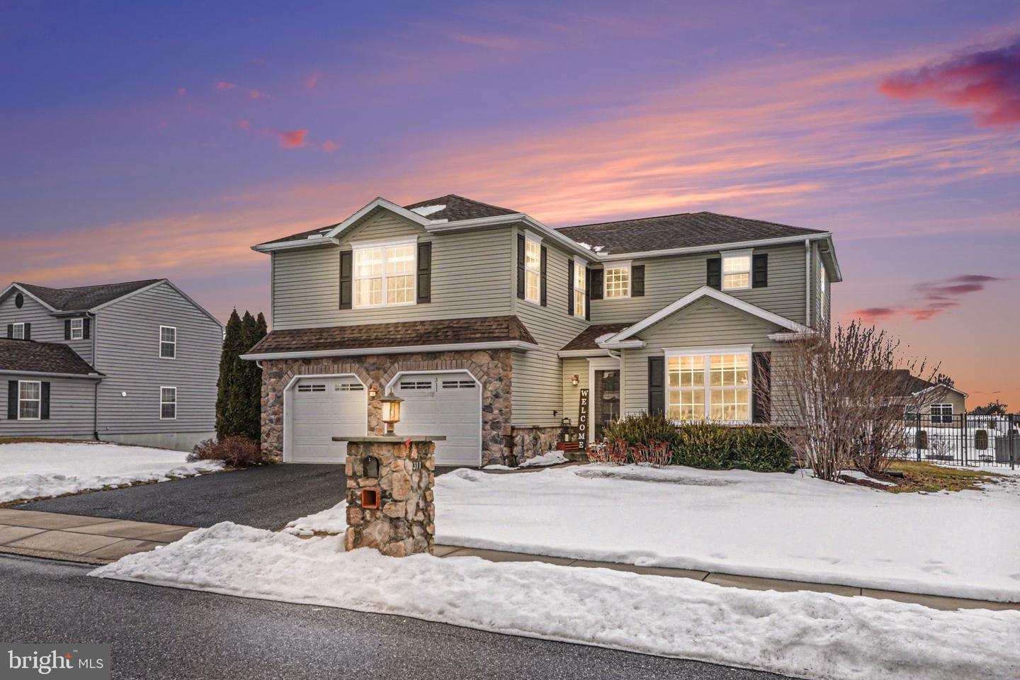 311 Sleepy Hollow Drive, Mechanicsburg