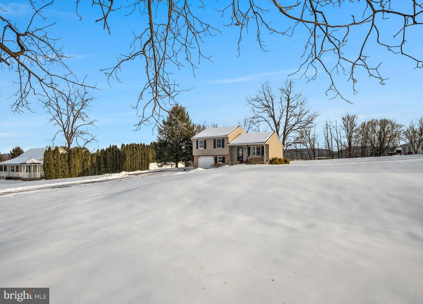 1836 Pine Road, Newville