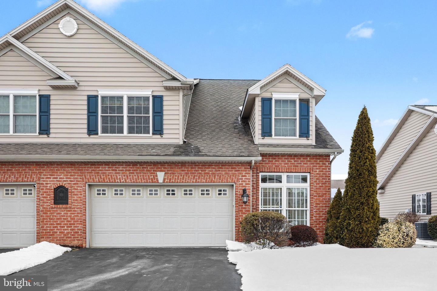 5445 Rivendale Boulevard, Mechanicsburg