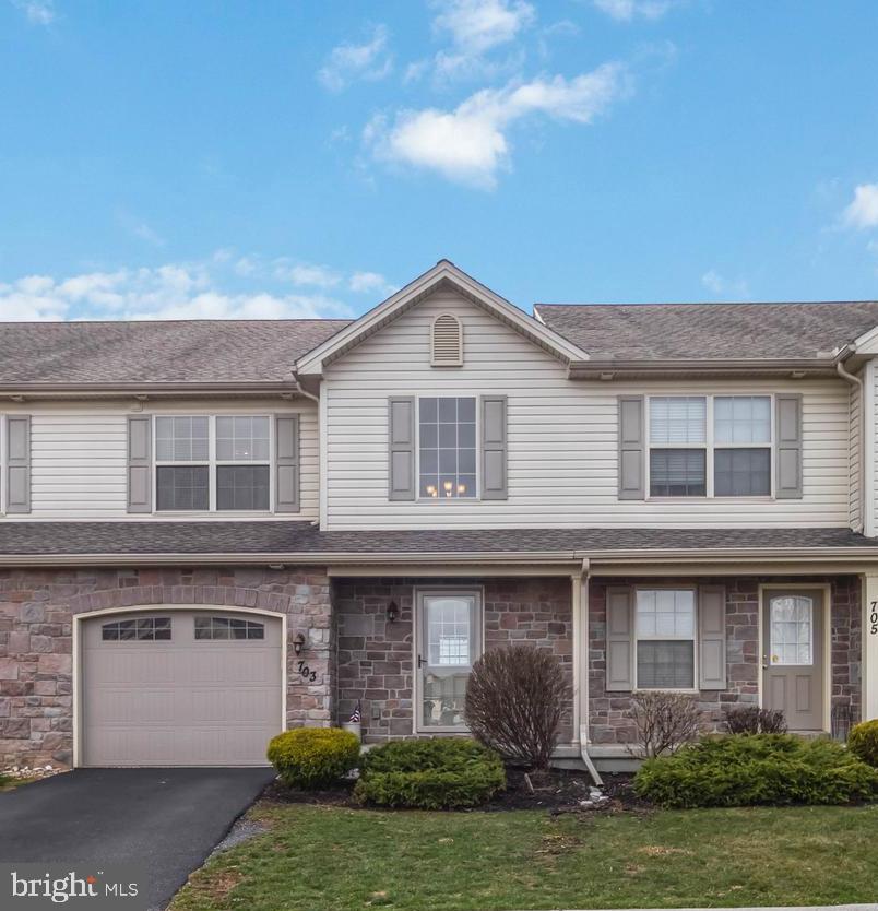 703 Jonathan Court, Mechanicsburg