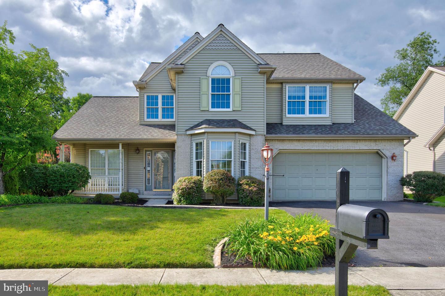 1544 Inverness Drive