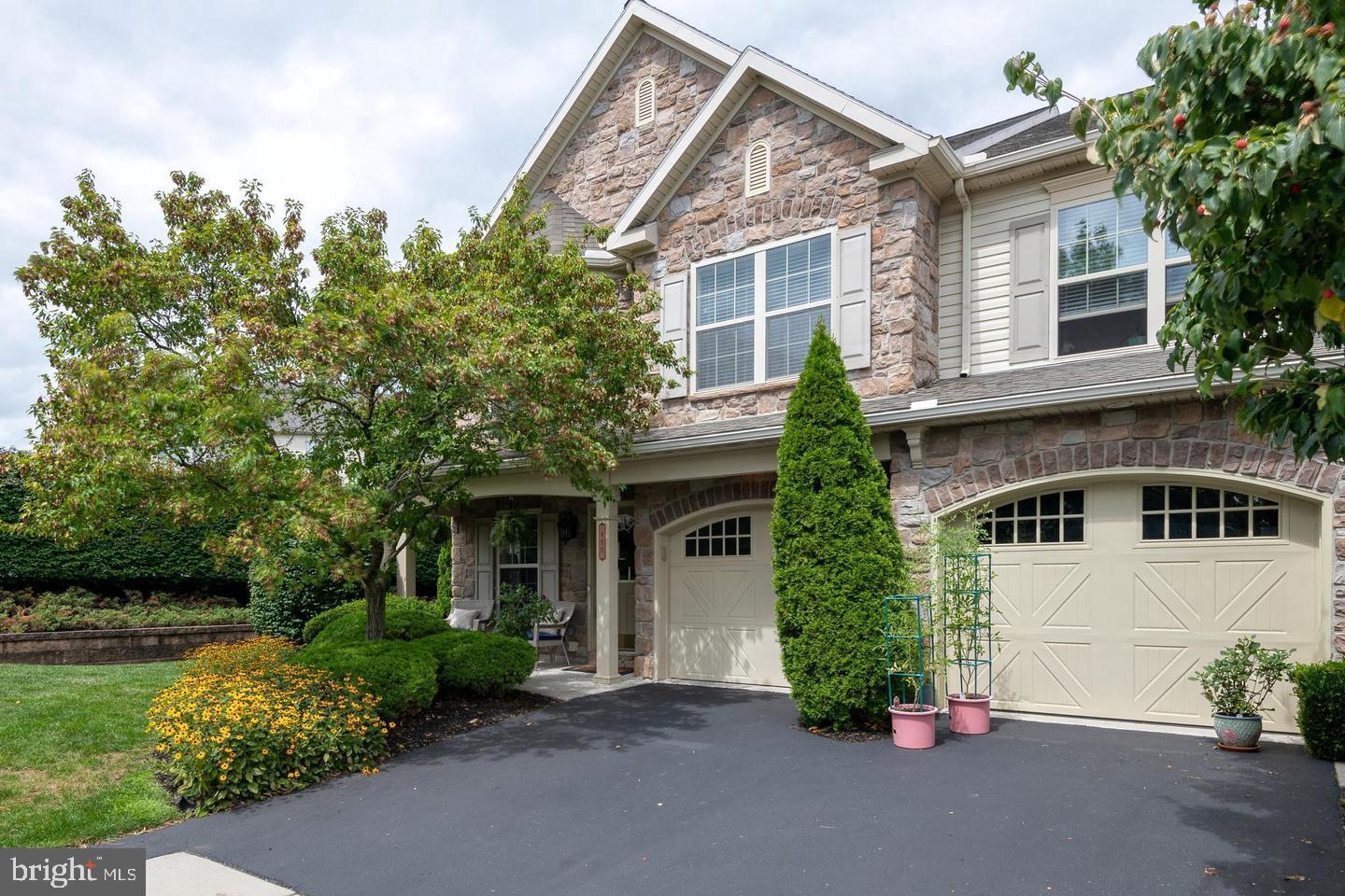480 Nursery Drive S, Mechanicsburg