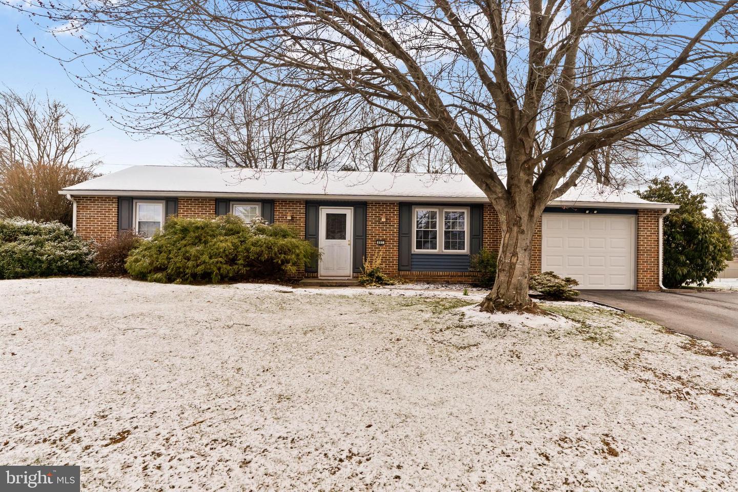 897 Emily Drive, Mechanicsburg