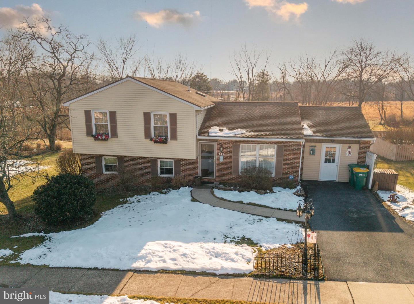 111 Laurel Drive, Enola