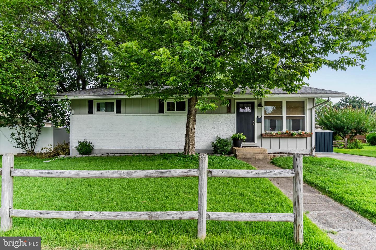 4903 Charles Road, Mechanicsburg