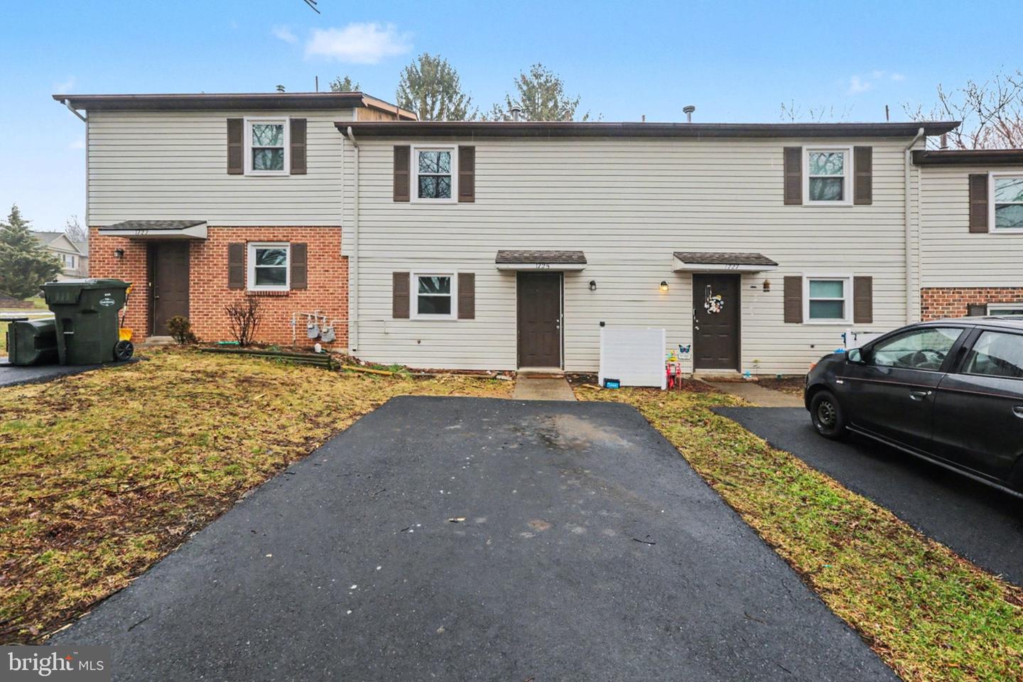 1725 English Drive, Mechanicsburg