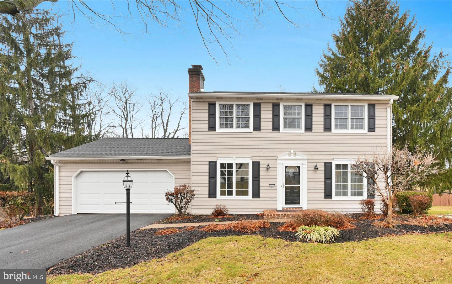 723 Florence Circle, Mechanicsburg