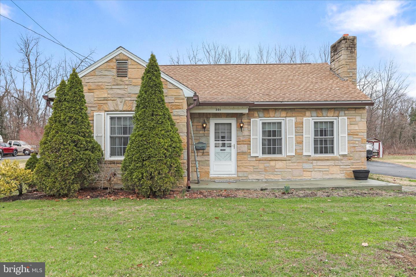 301 Roxbury Road, Shippensburg