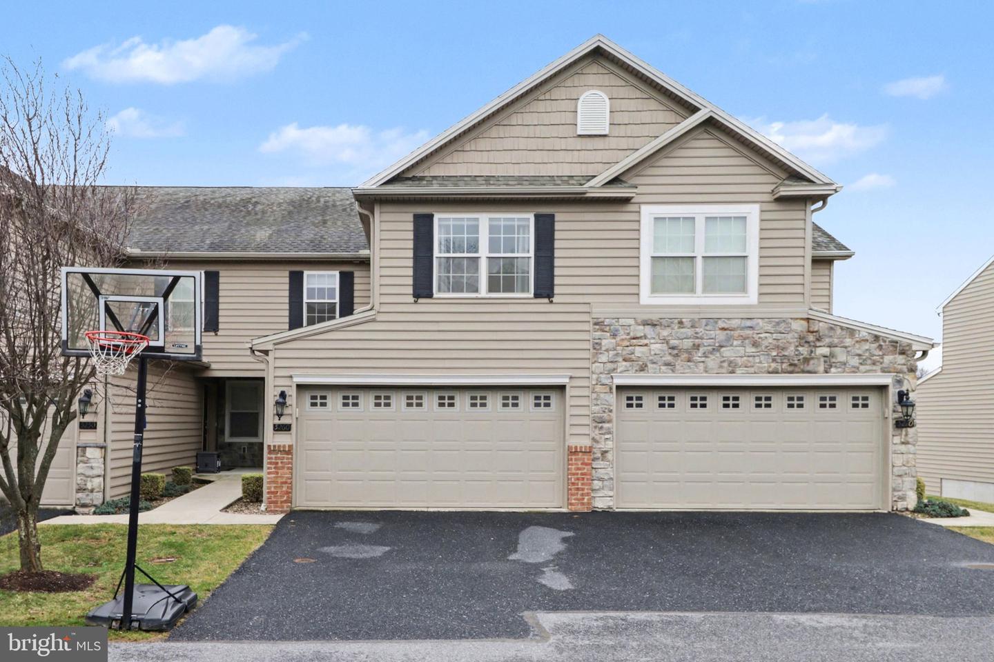 5260 Mendenhall Drive, Mechanicsburg