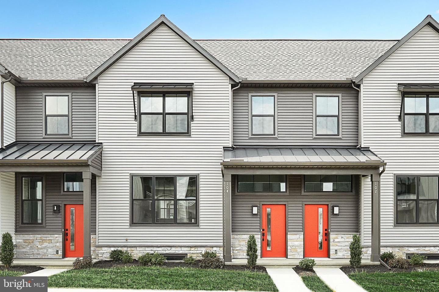 104 Madison Drive, Mechanicsburg