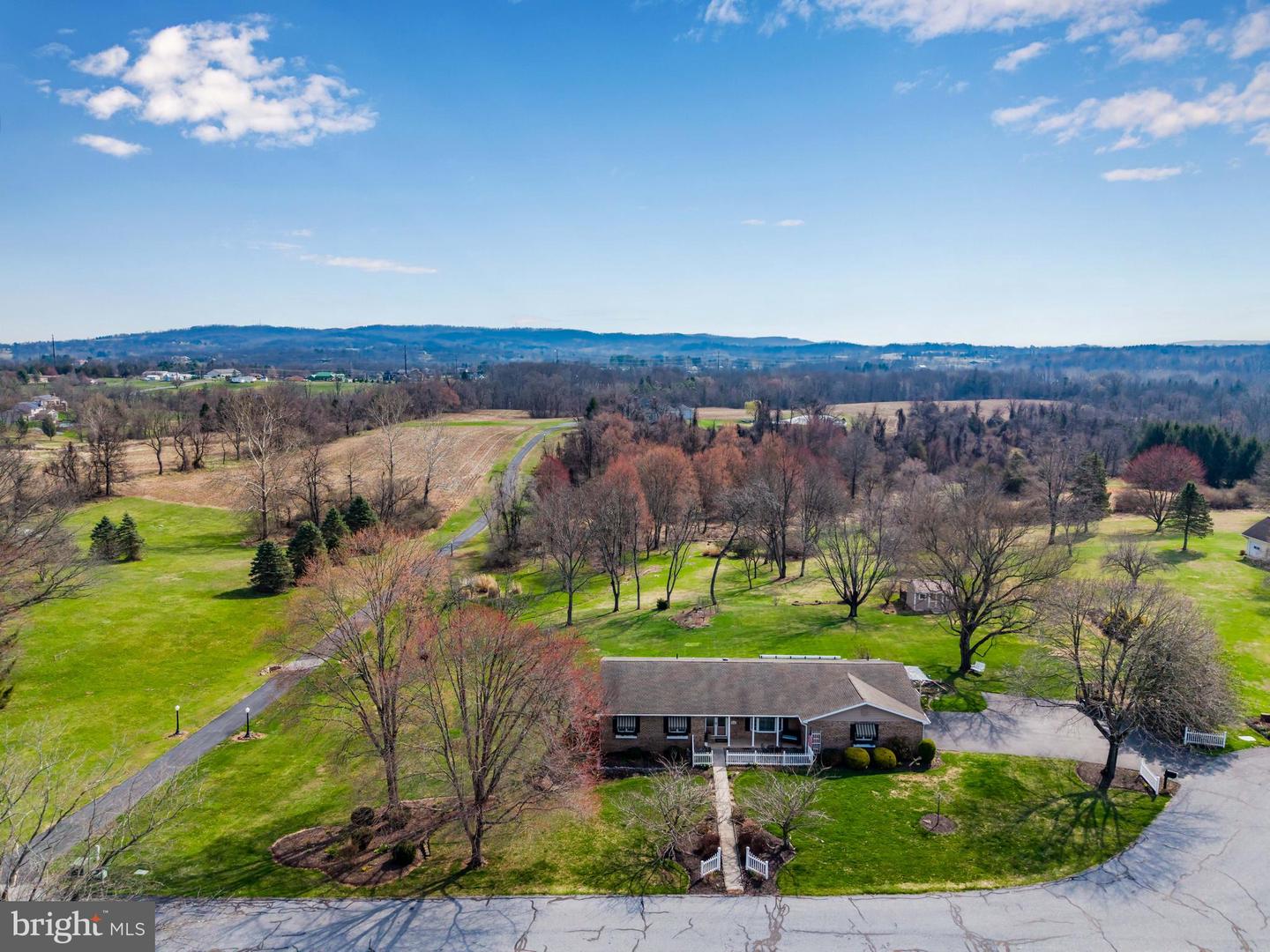 1026 Pima Circle, Mechanicsburg