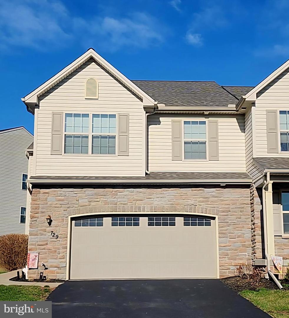 729 Westland Court, Mechanicsburg