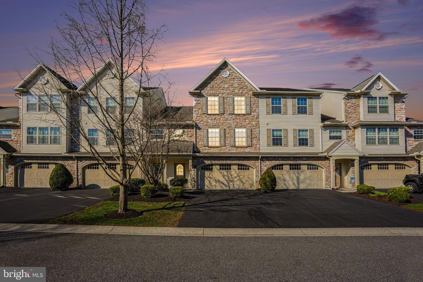 1804 Vista Drive, Mechanicsburg
