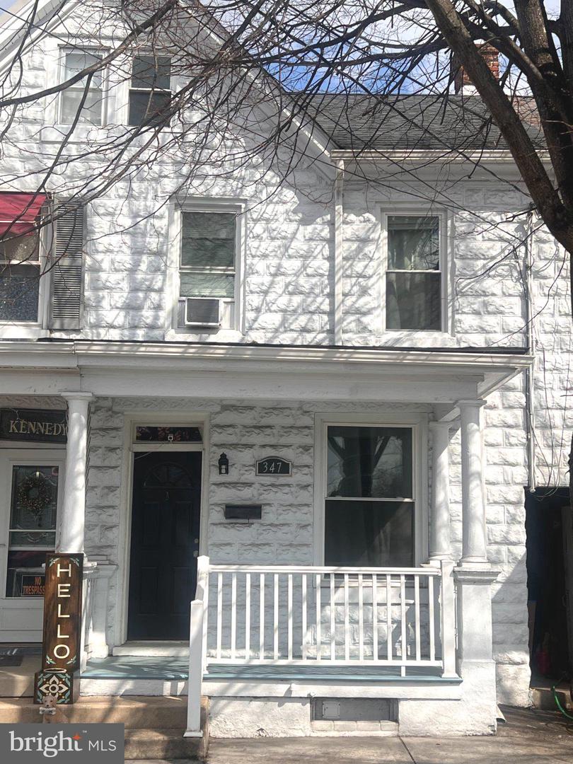 347 E Louther Street, Carlisle