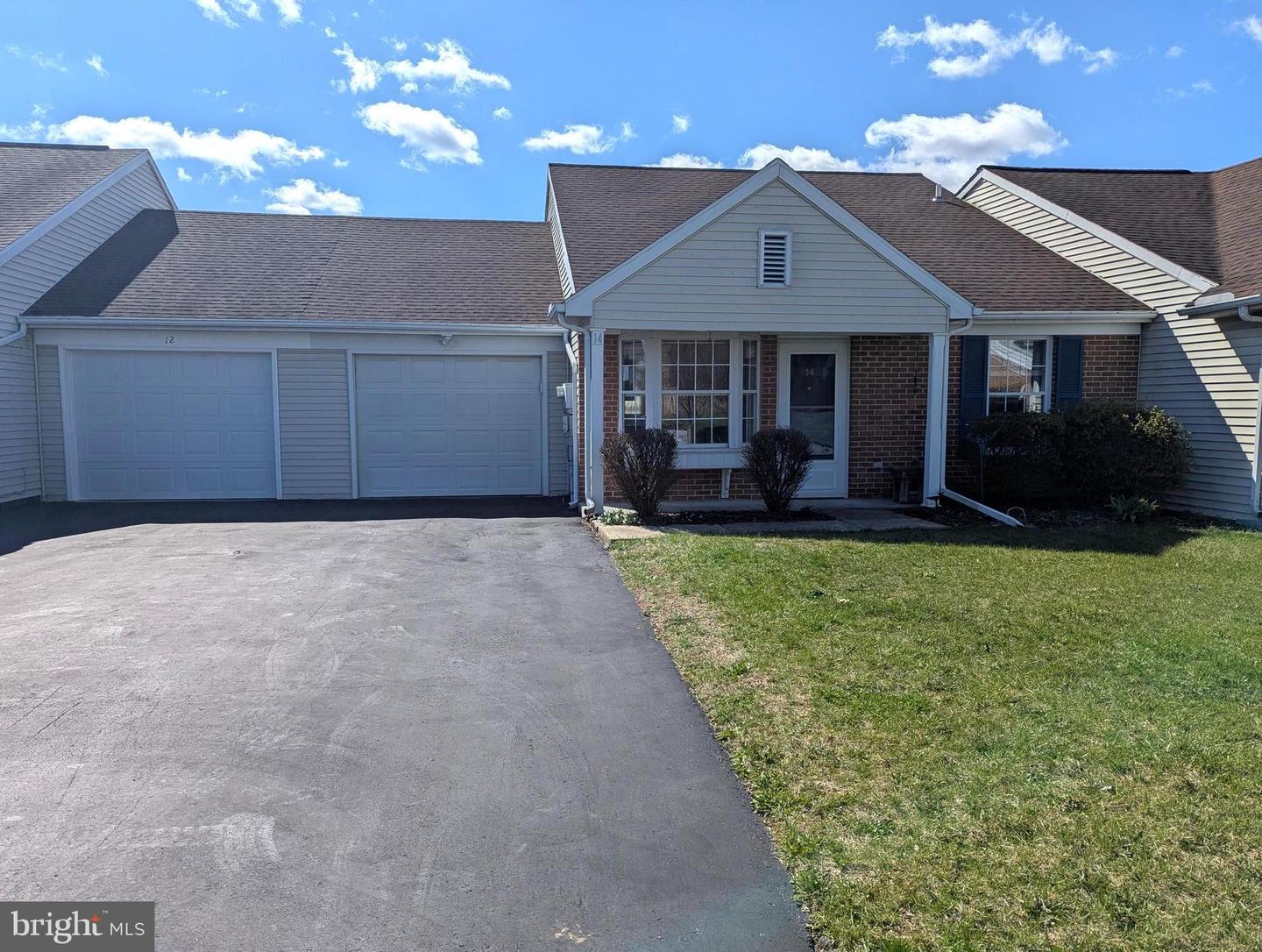 14 Greenspring Drive, Mechanicsburg