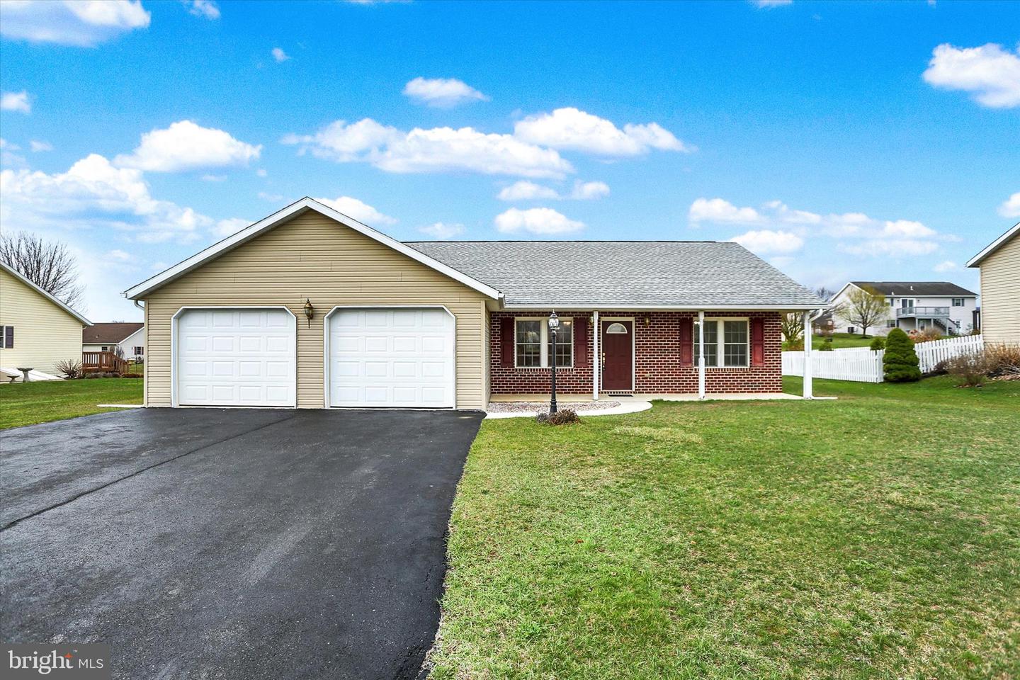 416 Freedom Drive, Shippensburg
